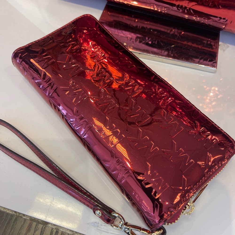 MICHAEL KORS Jet Set Lg Metallic Logo Debossed Continental Wallet Wristlet Phone - Picture 7 of 16